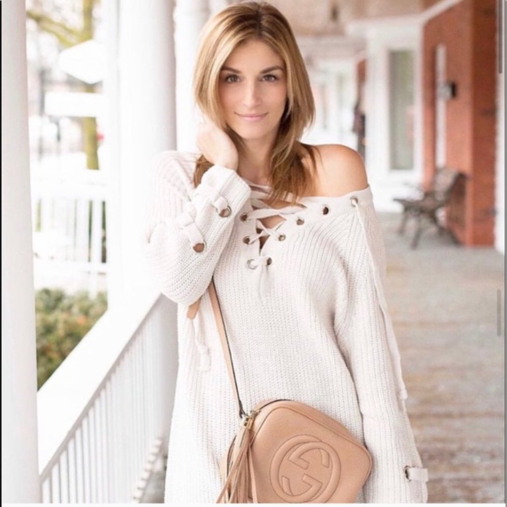 NWT Oversized Cream Sweater - Picture 2 of 4